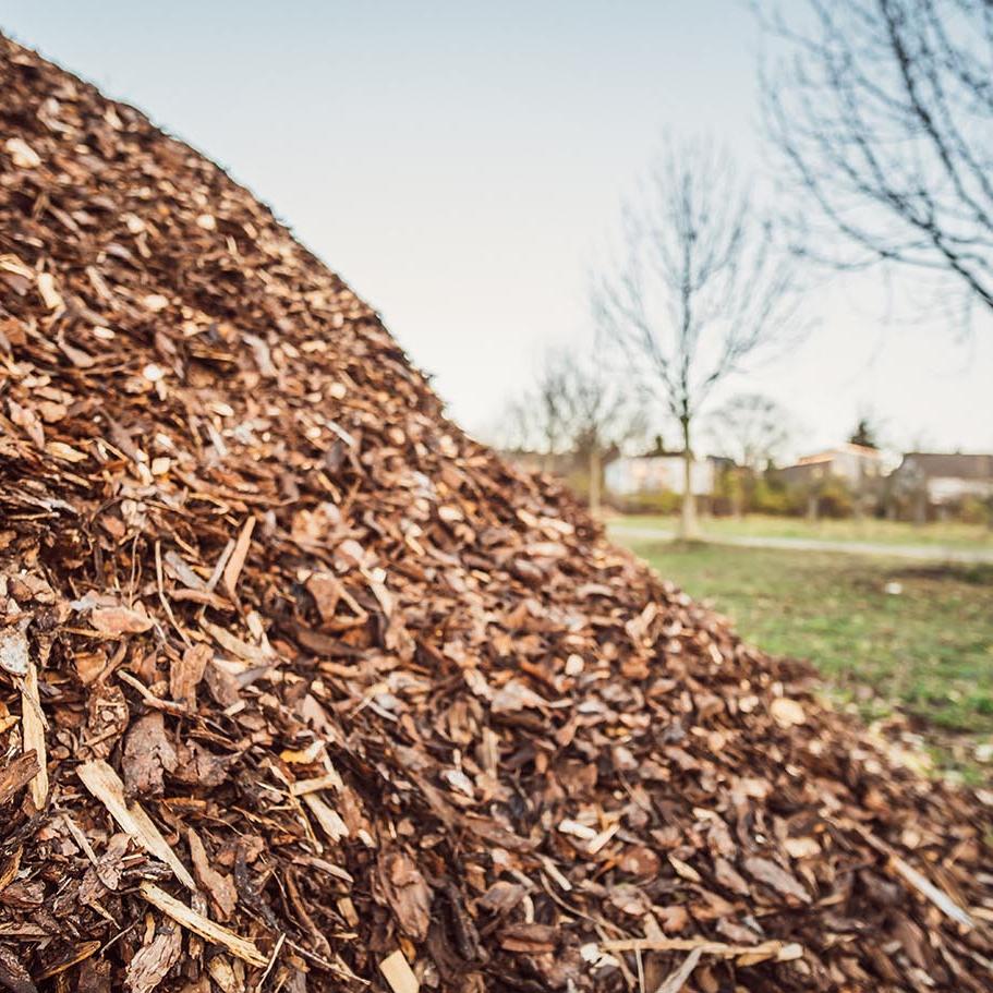 Natural Tan Double Ground Natural Mulch ~ 5 Cu. Yd. Bulk & 100% Recycled-ServeScape