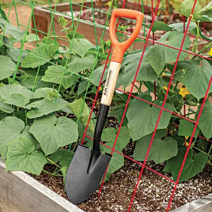 A.M Leonard ~ Floral Shovel with D-Grip Handle-ServeScape